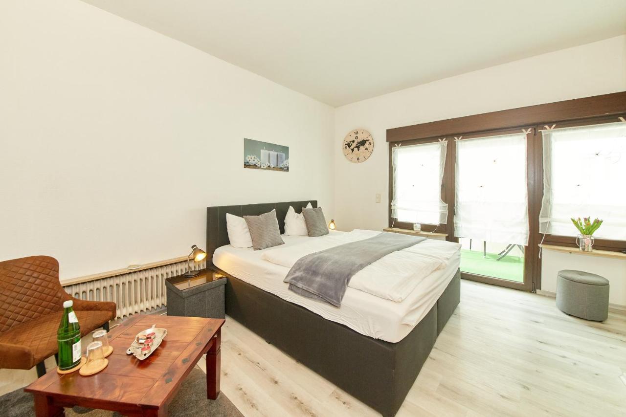 Hotel Zum Dicken Baum Mayen Buitenkant foto